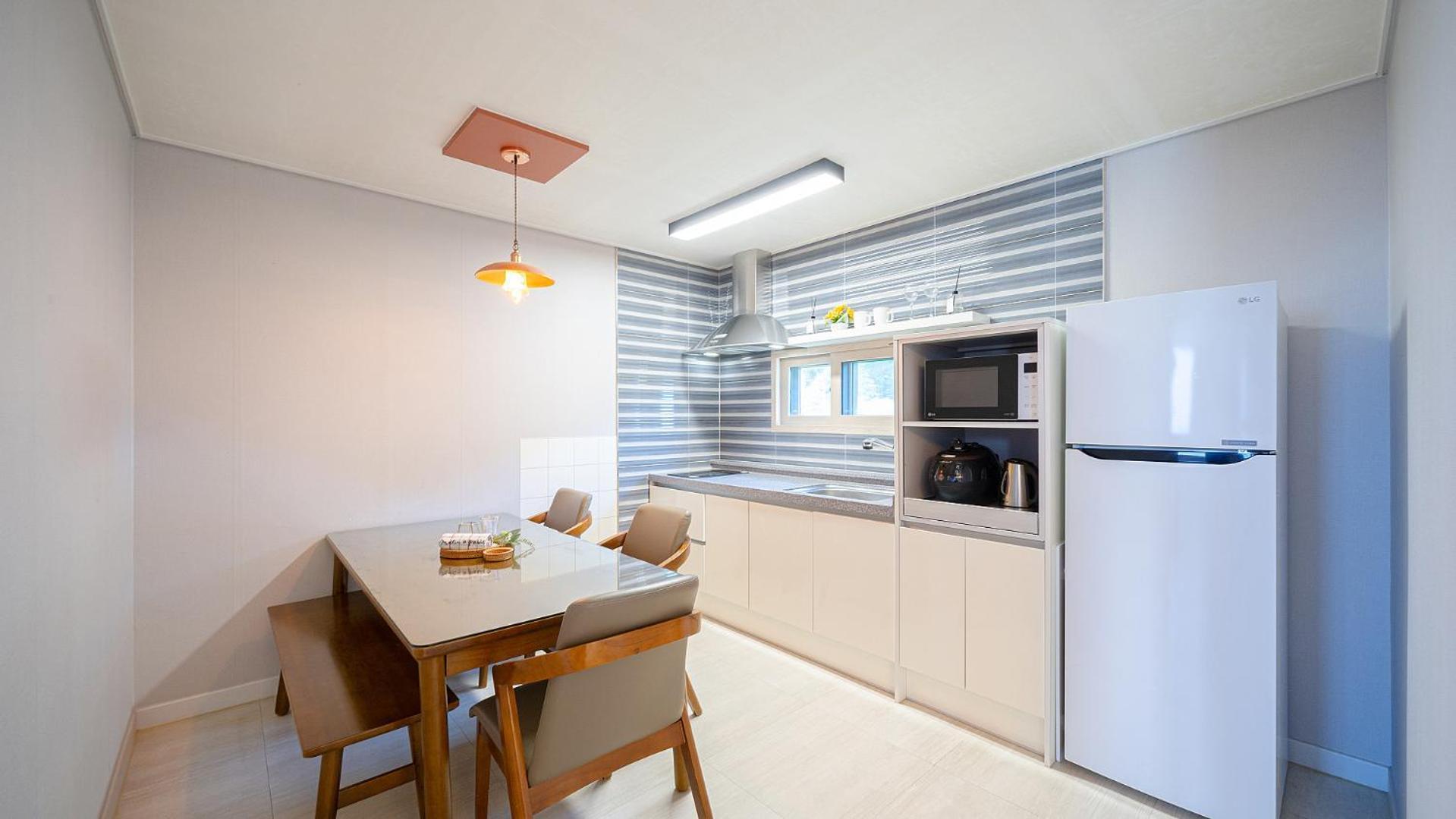 Yeosu View Foret Pension Exterior photo